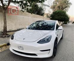 تسلا موديل 3